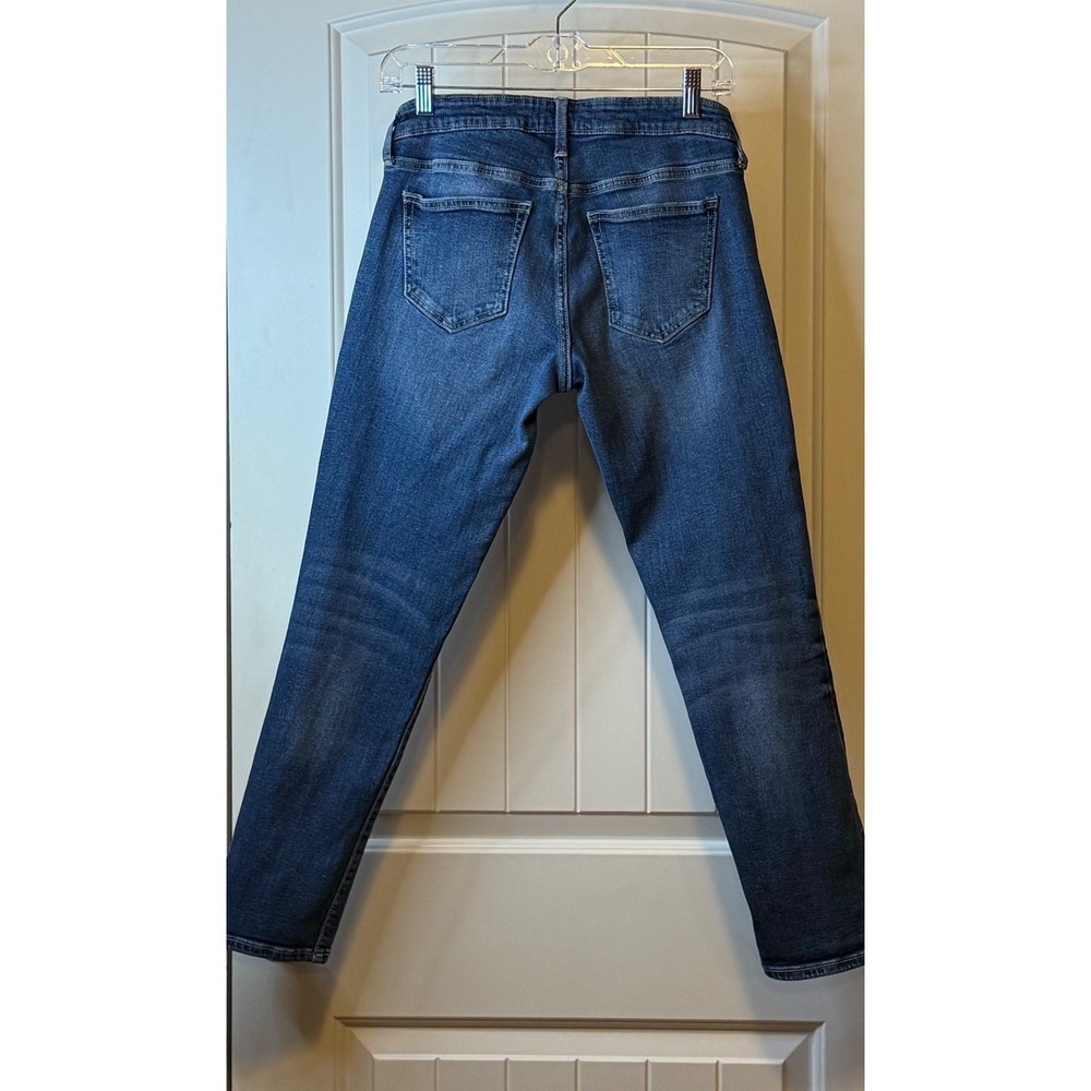 Gap Girlfriend Denim Cropped Jeans Medium Wash Blue Denim Slim Fit Women Pant 2R - Picture 4 of 11